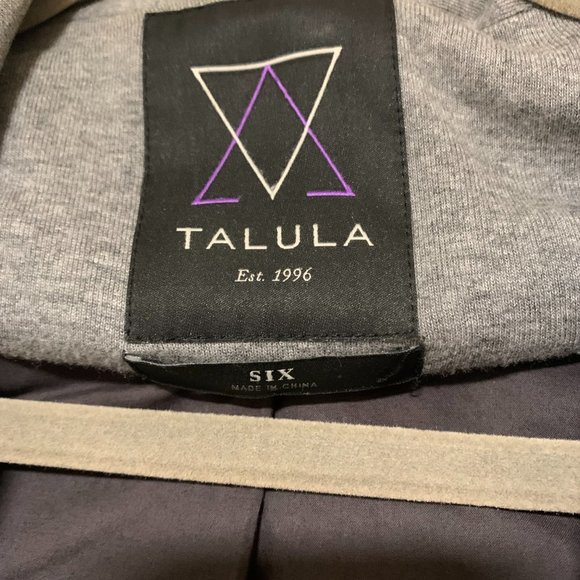 Aritzia Talula | Women's Grey Blazer Jacket Size 6 - Picture 2 of 6